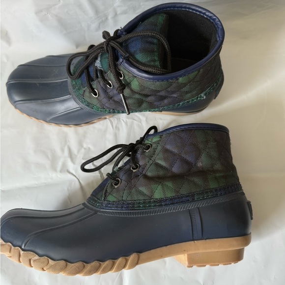 St. John's Bay Women's Denton Flat Heel Rain Boots Navy Blue/Green Plaid Size 7 - Picture 5 of 8